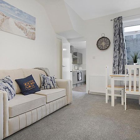 Seaside Haven On Newcomen Grove, Redcar Retreat Extérieur photo